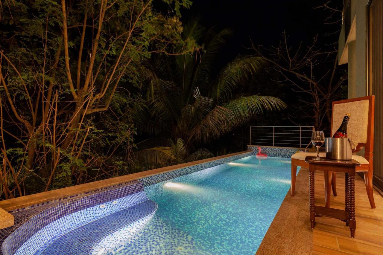 The Blue Horizon By Stayvista - Featuring A Beach-View Villa With A Swimming Pool, Indoor Games, And A Relaxing Balcony Alībāg Εξωτερικό φωτογραφία