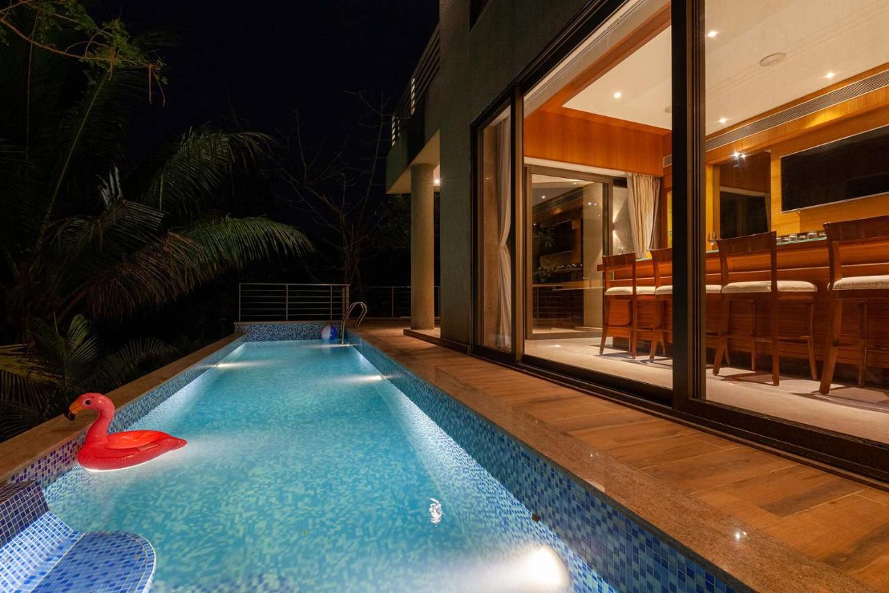 The Blue Horizon By Stayvista - Featuring A Beach-View Villa With A Swimming Pool, Indoor Games, And A Relaxing Balcony Alībāg Εξωτερικό φωτογραφία
